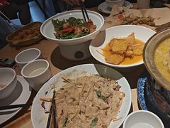 -关东小磨东北菜(上海长风大悦城店)