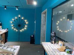 -Trend1881视光·蔡司视觉(领展广场店)