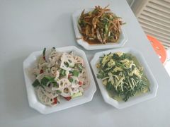 -月落乌啼餐馆