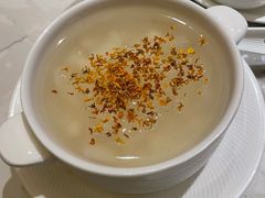 桂花芡实百合汤-潮州府·潮菜·砂锅粥(徐家汇店)