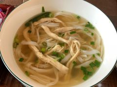 -芽庄日出海滩水疗酒店