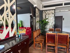 -东方之猪四更烤乳猪(金垦总店)