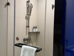 -如家商旅酒店(上海徐家汇柳州路桂林公园地铁站店)