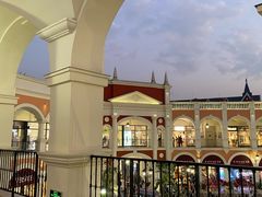 -佛罗伦萨小镇广佛名品奥特莱斯(疏港路店)