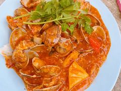 -东海岸人工湖美食村