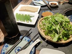 -大匠工房古船木艺术餐厅·猪肚鸡专门店(长白仙岛店)