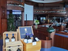 -MONICH牛排融合餐厅(和义大道购物中心店)