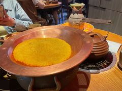 -吃饭皇帝大土家民族菜(荟聚店)