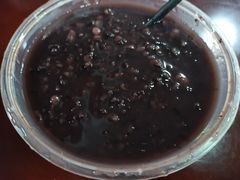 红豆黑米粥-小城粥道·海胆鲜虾粥(解放广场店)