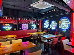 -霸气大叔干锅鸭头·龙虾烧烤·川菜·赛事直播(三里屯店)