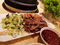 狗肉火锅-英子补身汤(海兰路店)