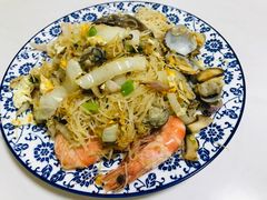 海鲜炒粉干-一路飘香面馆