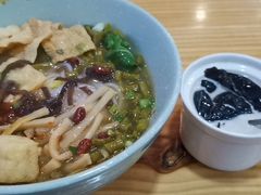 -螺大蛳柳州螺蛳粉·火锅·热干面(西城永捷店)