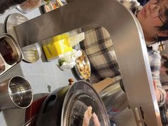 -围炉肉舍•炭烤活鳗•丹东海鲜烤肉(步行街店)