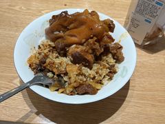 -红猪卤肉饭(大西洋美食城店)