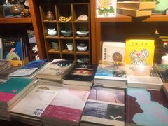 -新华书店(印象城店)