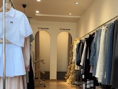 -眷顾自助服装工作室(中南金石国际广场A座店)