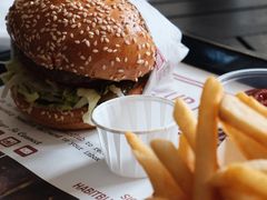-The Habit Burger Grill 哈比特汉堡(爱琴海店)