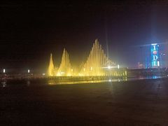 -东港音乐喷泉广场