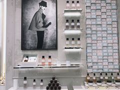 -Dior迪奥(上海世茂广场店)