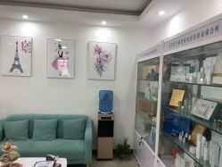 -荟草堂专业痘肌皮肤管理