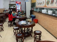 大堂-兴兴旺·冬瓜盅·啫啫煲(西华路店)