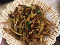 牛肉藕丝-江城燕子大排档(江汉路步行街店)