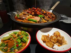 -辣尚瘾·烤鱼·新川菜(牡丹园直营店)