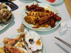 -绿岛港轩海鲜烤肉涮锅自助餐厅
