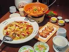 -渔语鱼酸菜鱼新川菜(来福士店)