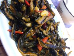 -山河屯铁锅炖(哈西站店)