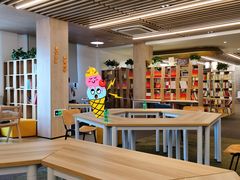 -漕河泾街道图书馆(漕河泾社区文化活动中心店)