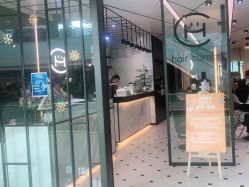 -HAIR CORNER