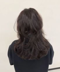 -虫二·专注健康烫染沙龙