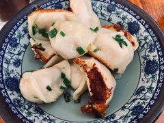 鲜肉煎饺-无名氏宵夜小摊(祝家三姐妹馄饨店)