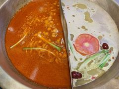 -沸炉重庆老火锅(军事博物馆店)