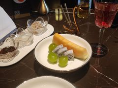 -海派悦庭·海胆烧麦·新融合菜(凯德广场店)