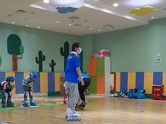 -乐翔轮滑(中庚漫游城店)