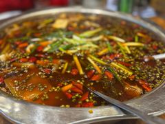 -乡土特色.冷锅鱼.牦牛肉汤锅