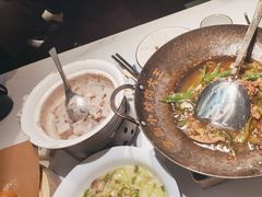 -费大厨辣椒炒肉(高铁吾悦广场店)