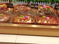 -新艺自助美食城(中山路店)