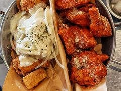 炸鸡一半一半-富乐满韩国正宗炸鸡韩国料理(虹泉路店)