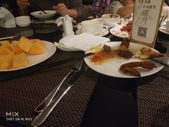 -唐拉雅秀酒店-西锦汇空中BBQ·思创餐厅