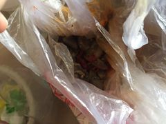 -梁老三麻辣鸡头总店