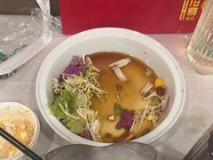 -鑫巴蜀小镇 · 水煮鱼专研店(玉桥店)