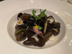 木耳鲜百合-海口万豪中餐厅·粤菜·海南菜· 平价海鲜·茶点· KTV包房