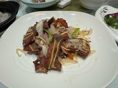 -老人和饭店(淮海中路店)