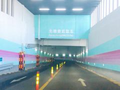 入口-白玉兰广场停车场