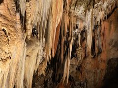 -波斯托伊纳溶洞