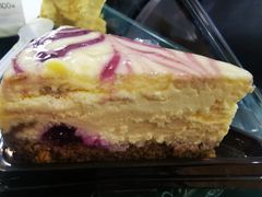 -红宝石·鲜奶小方·海派西点房(南丹店)